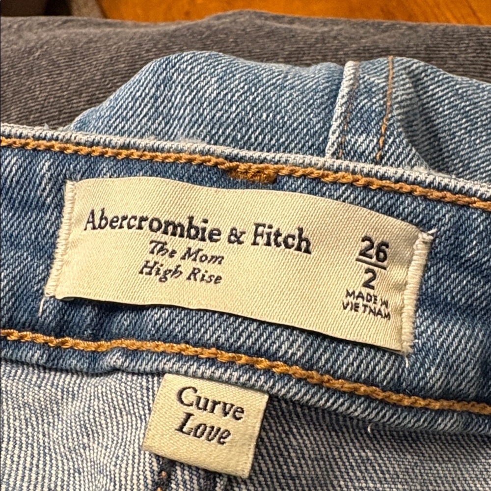 Abercrombie & Fitch The Mom High rise jeans, Curve love, 26/2 - Picture 3 of 3